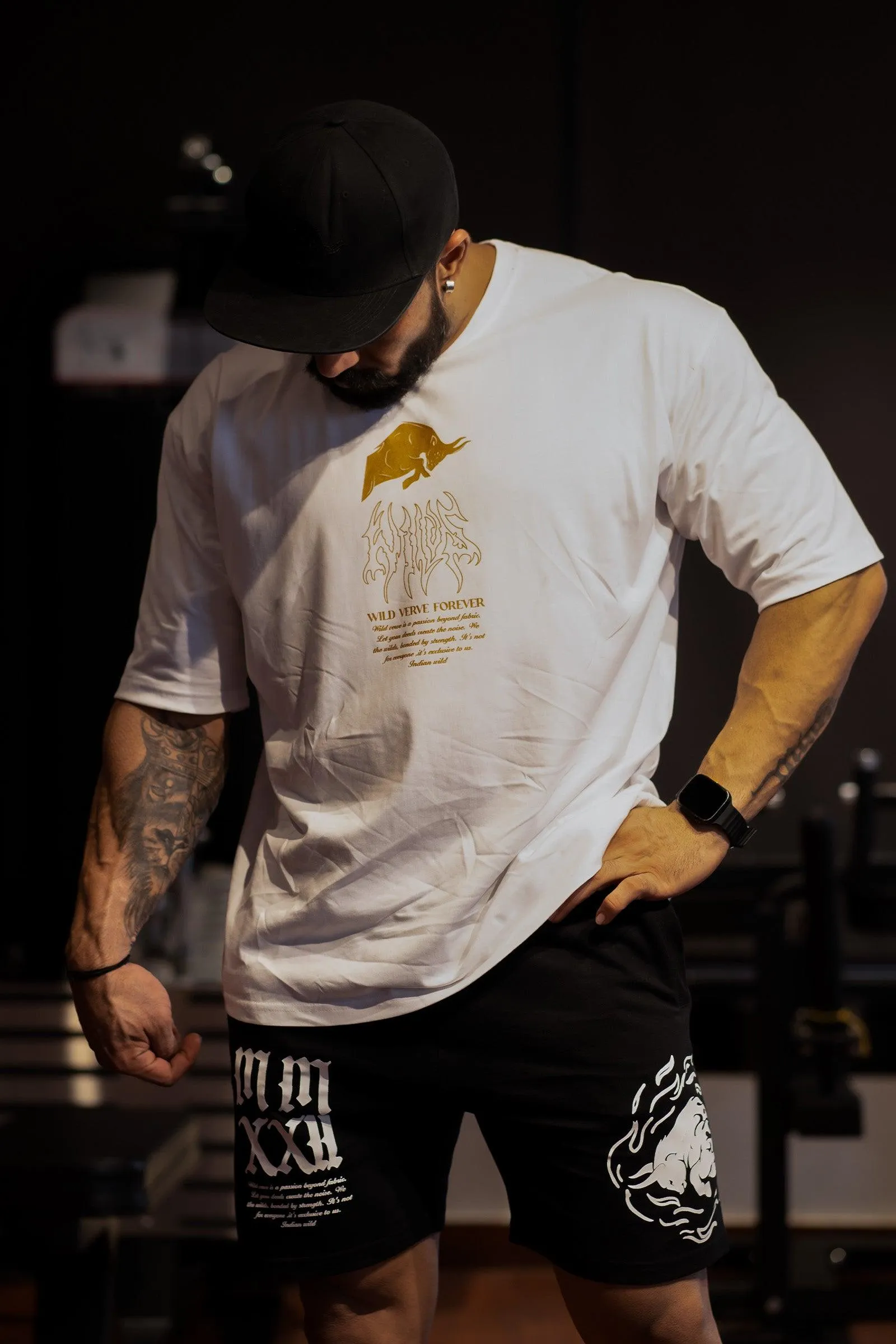 WILDS FLAME "PREMIUM" OVERSIZED T-SHIRT IN WHITE (GOLD PRINT)